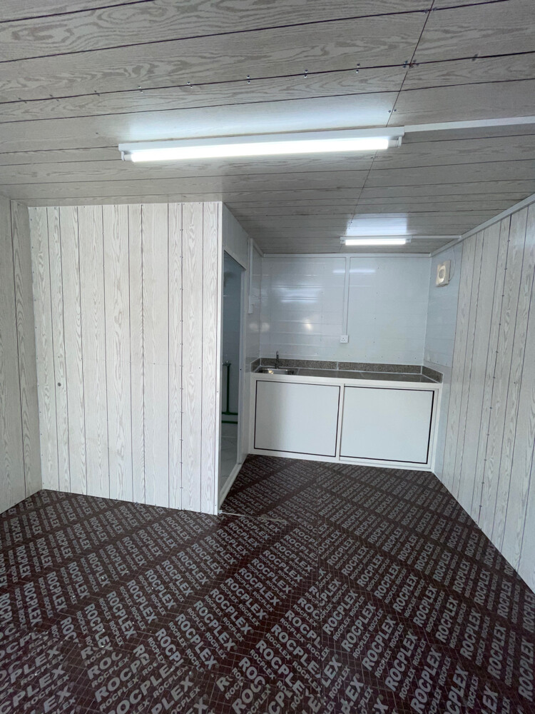 Protha cabin caravan toilet - 2