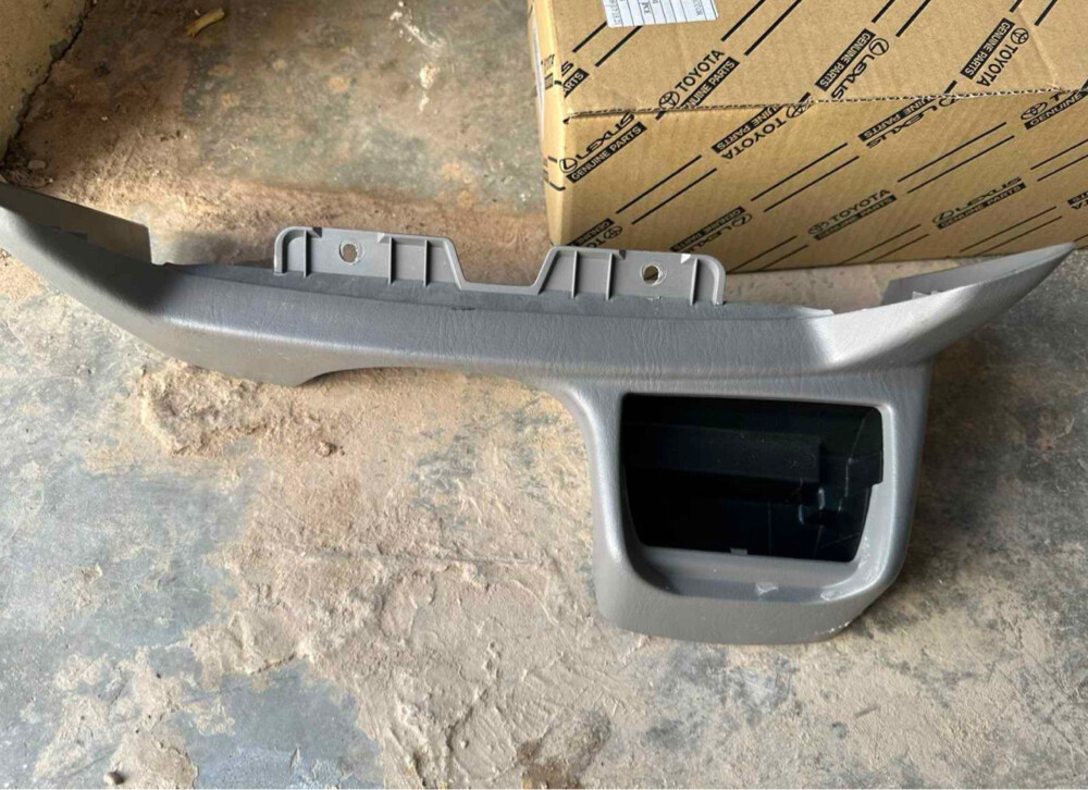 Toyota Land Cruiser parts original  - 3