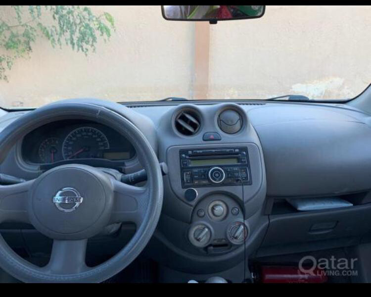 Nissan sunny - 2