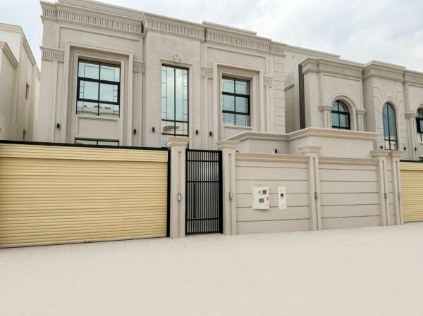 Brand-New Villa in Al Thumama - 5