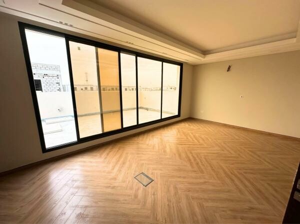 Brand-New Villa in Al Thumama - 10