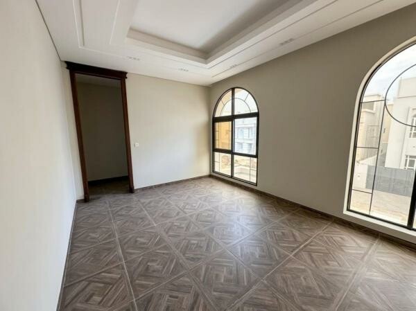 Brand-New Villa in Al Thumama - 11