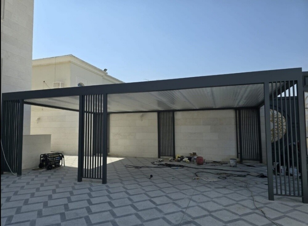 Professional Shade Stairs Work - 2