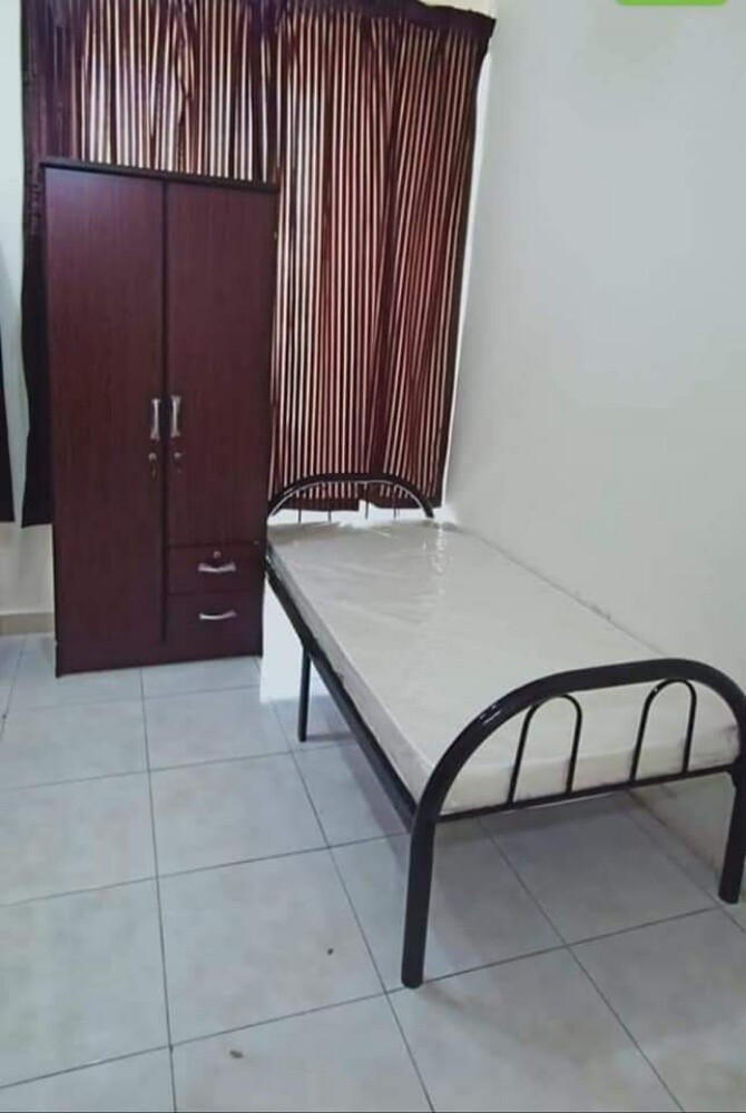 Selling new furniture , Bed,cabinet - 1