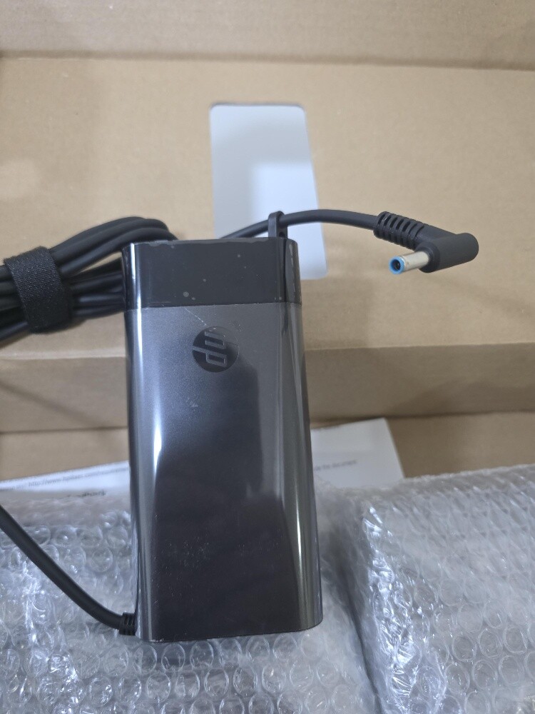 Original Laptop Chargers HP, DeLL, - 5