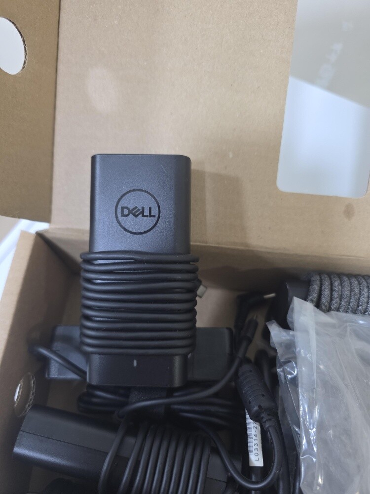Original Laptop Chargers HP, DeLL, - 7