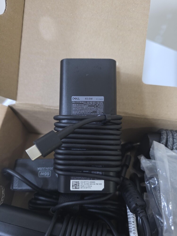 Original Laptop Chargers HP, DeLL, - 6