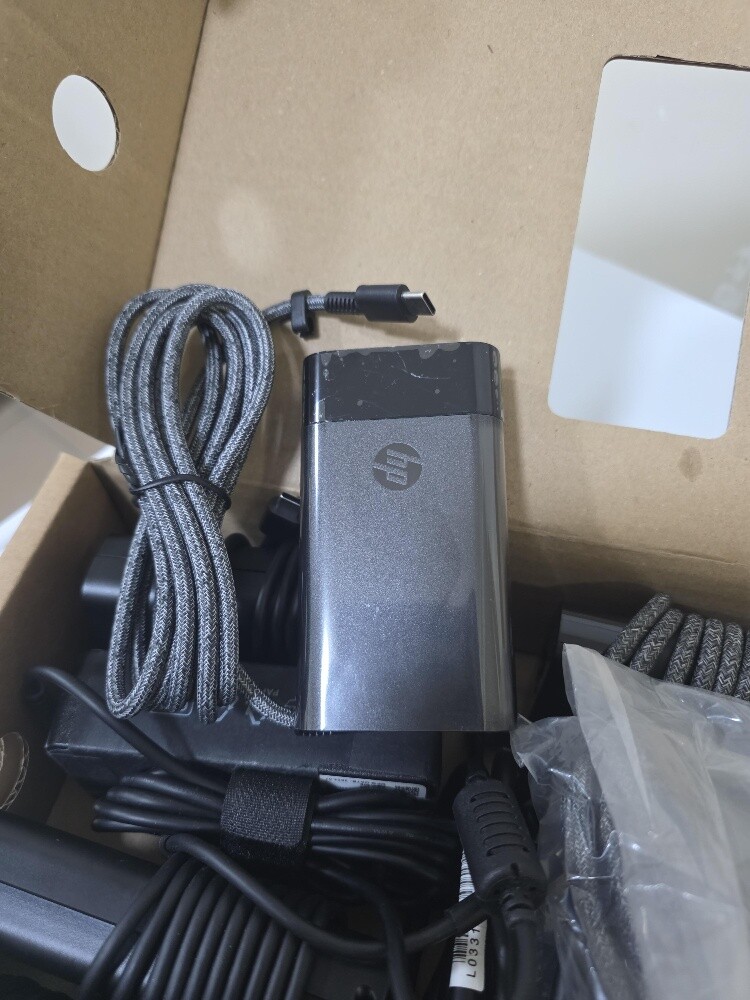 Original Laptop Chargers HP, DeLL, - 8