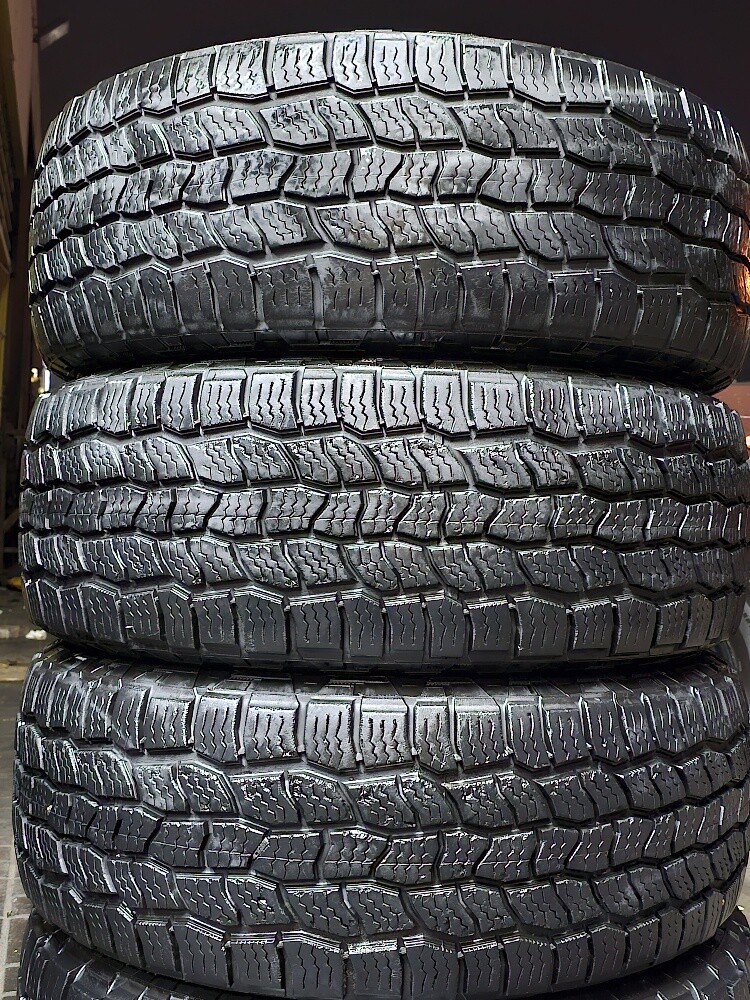 285-70-17,,, Cooper brand - 8