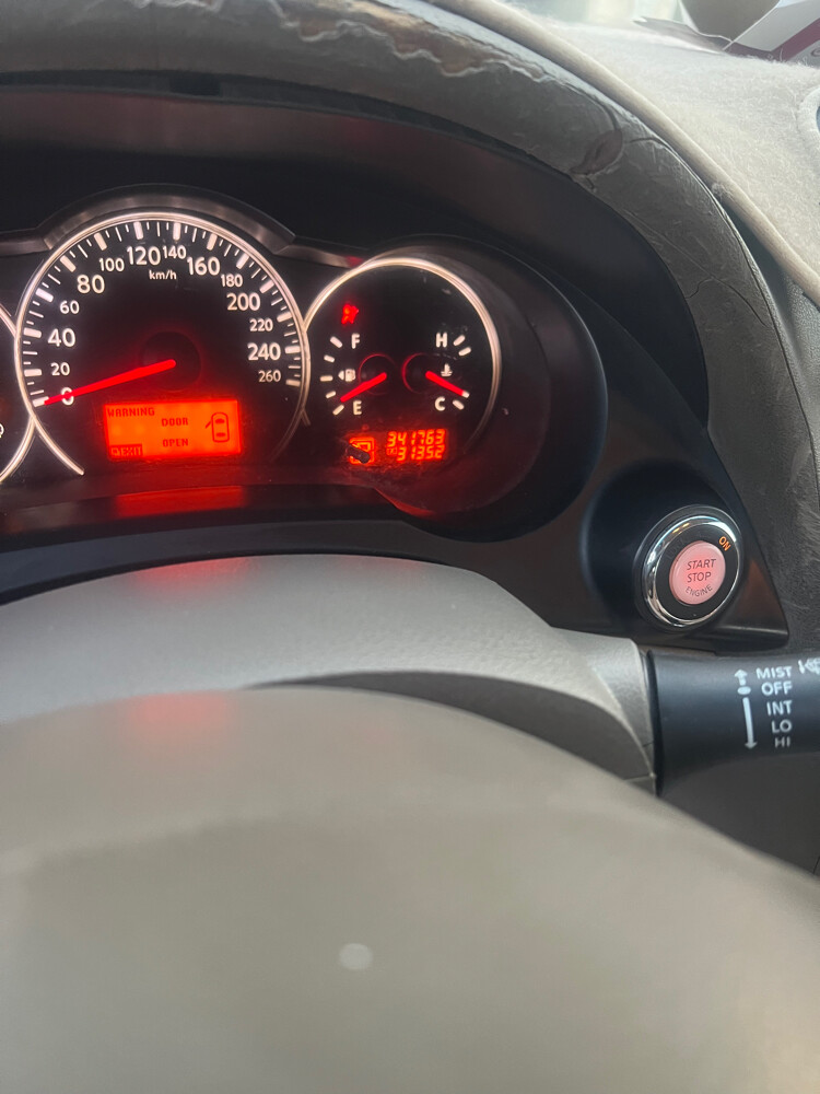 Nissan Altima  - 1