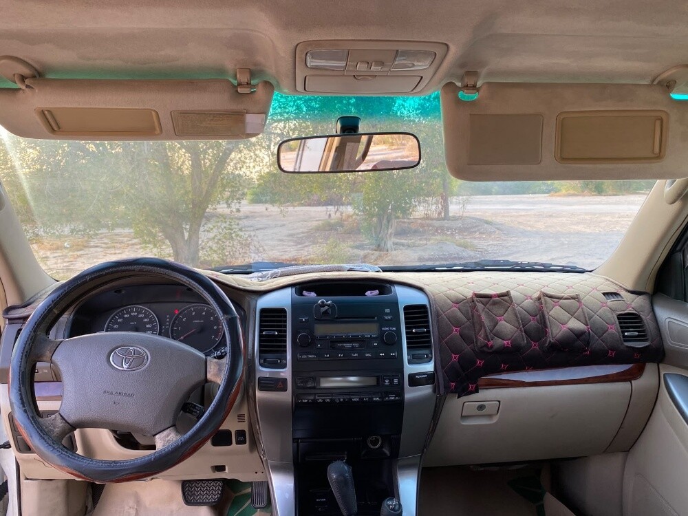 pradoo 2003 model with sunroof - 2