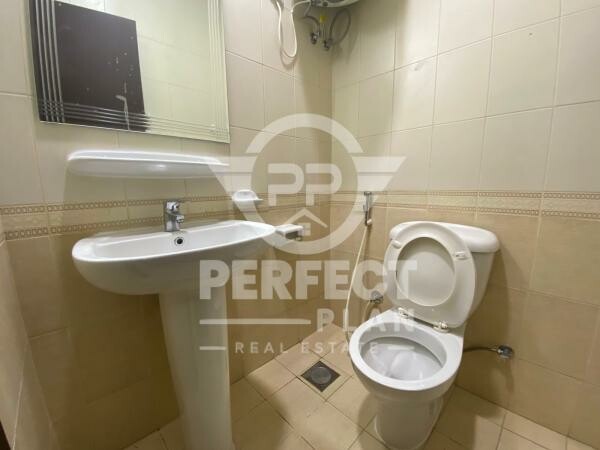 Apartments for rent in Al Najma - 10