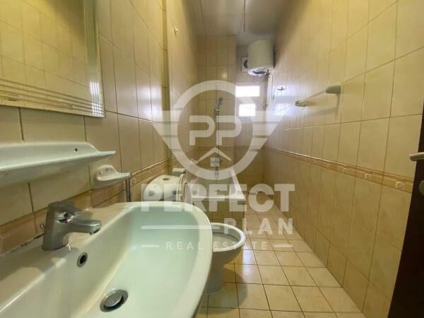 Apartments for rent in Al Najma - 13