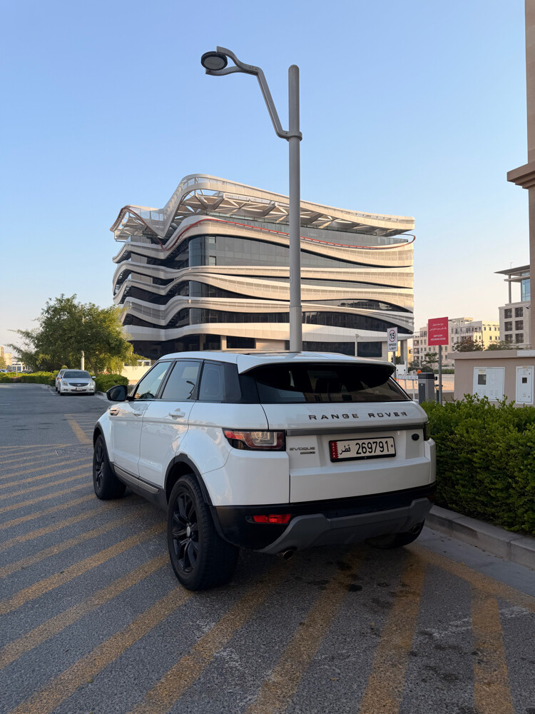 Evoque  - 3