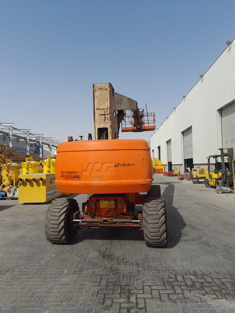 Man Lift Cherry Picker 28 Mtr - 3