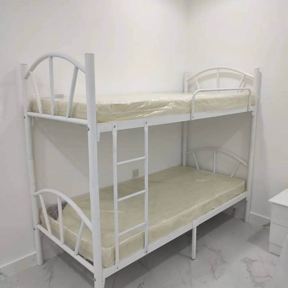 سرير مفرد وخزانة ملابس للبيع جديد - 2
