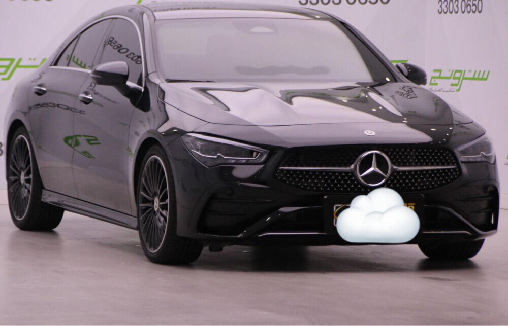mercedes-benz cla 200 black  - 1