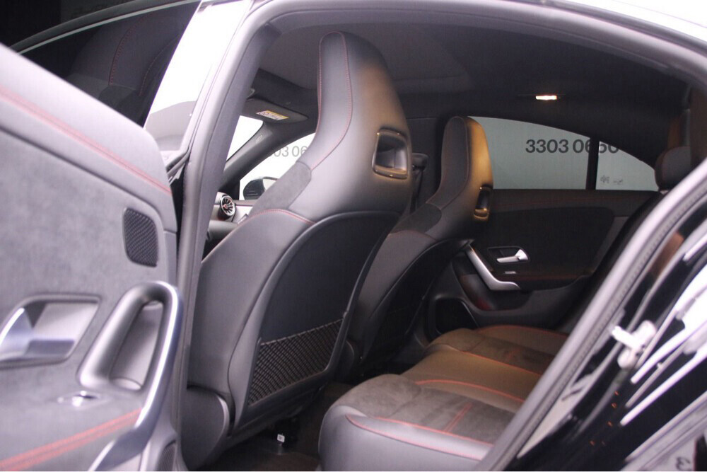mercedes-benz cla 200 black  - 7