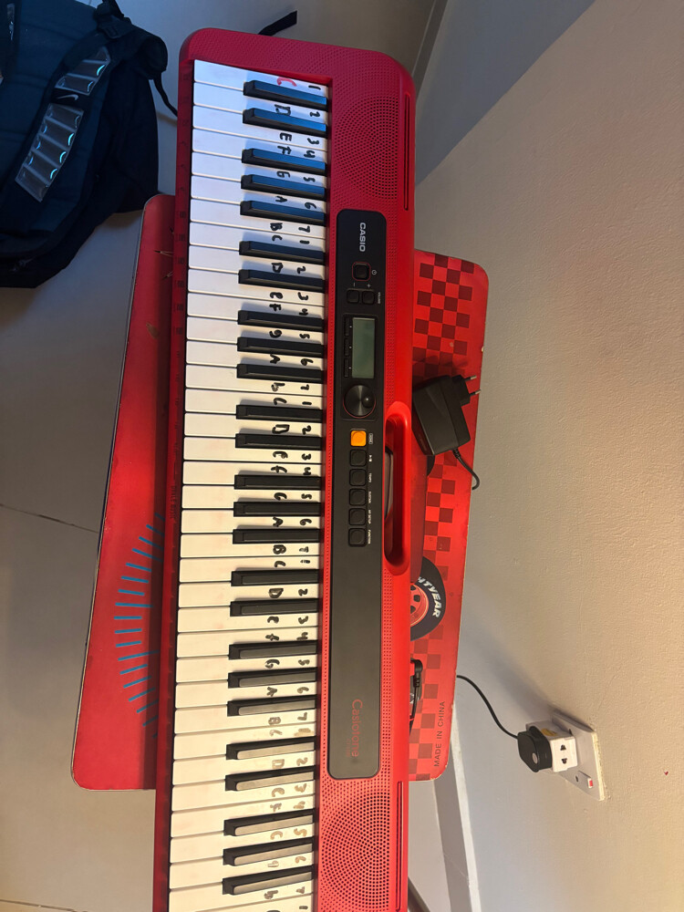 Casio electronic keyboard with adap - 2