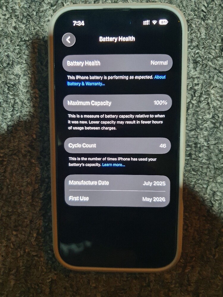 iphone 16 256GB 100% battery health - 1
