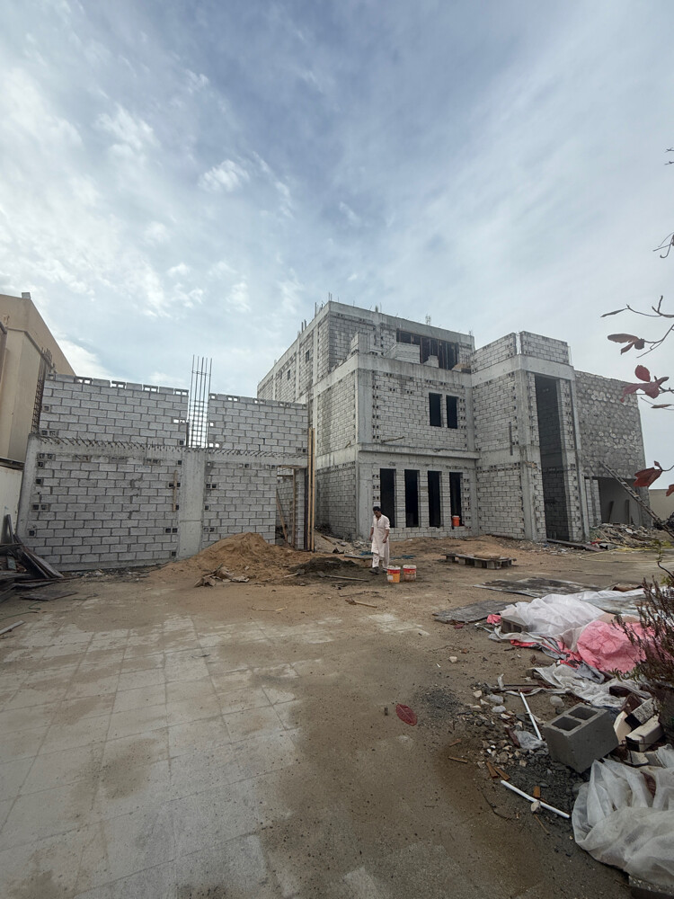 HASSAN AL SHEEB TRAD & contracting  - 4