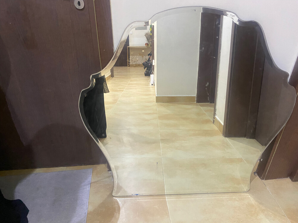 مرايا  - 1