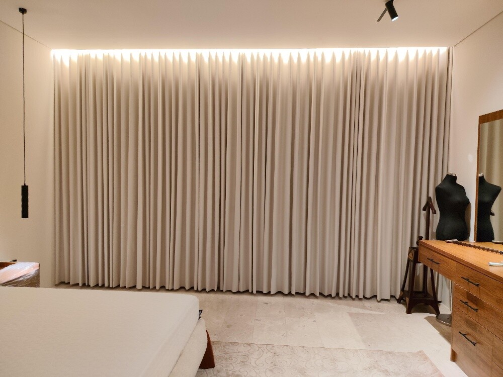blackout curtains and blinds - 16