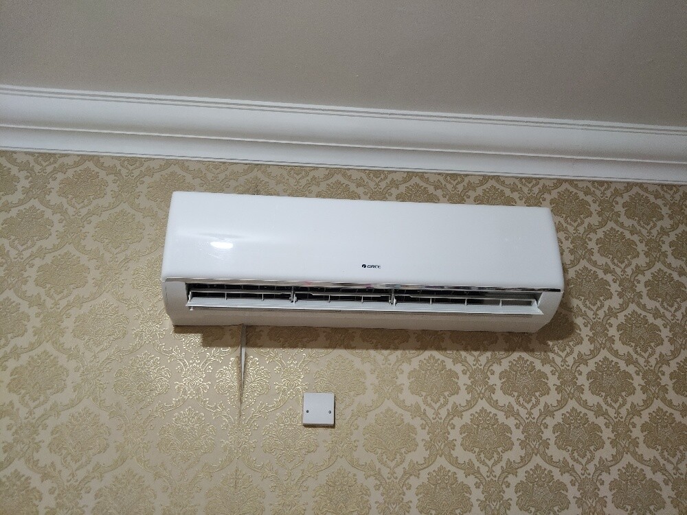 GREE AC 2 Ton - 1