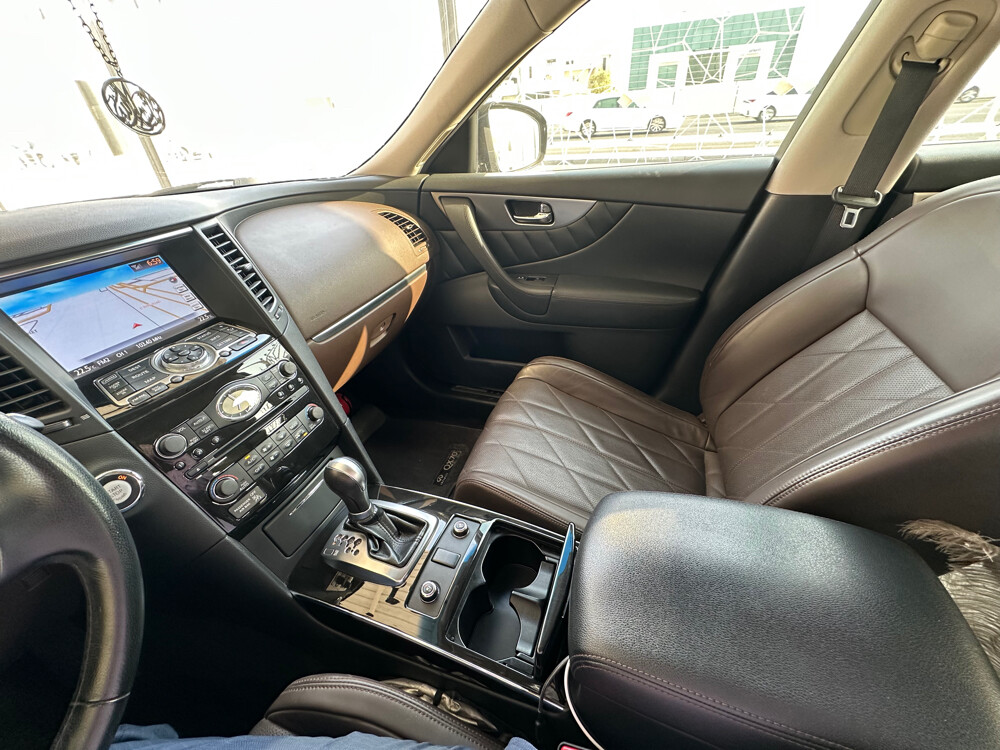 Infiniti QX 70 2019 - 3