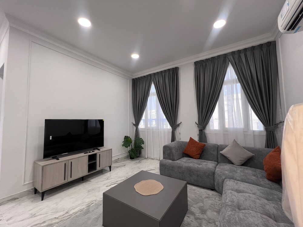 Brand new 2bhk FF/ AL Nasr - 2