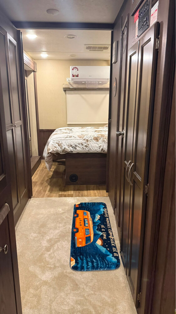 منزل متنقل أمريكي فاخر موديل ٢٠١٩ - 5