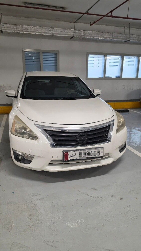 Nissan altima - 1
