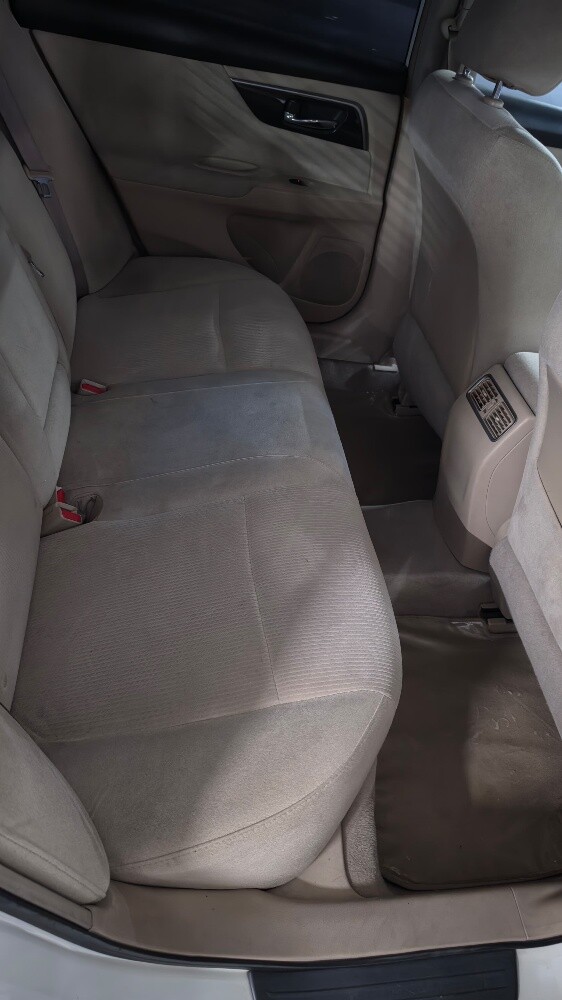Nissan altima - 6