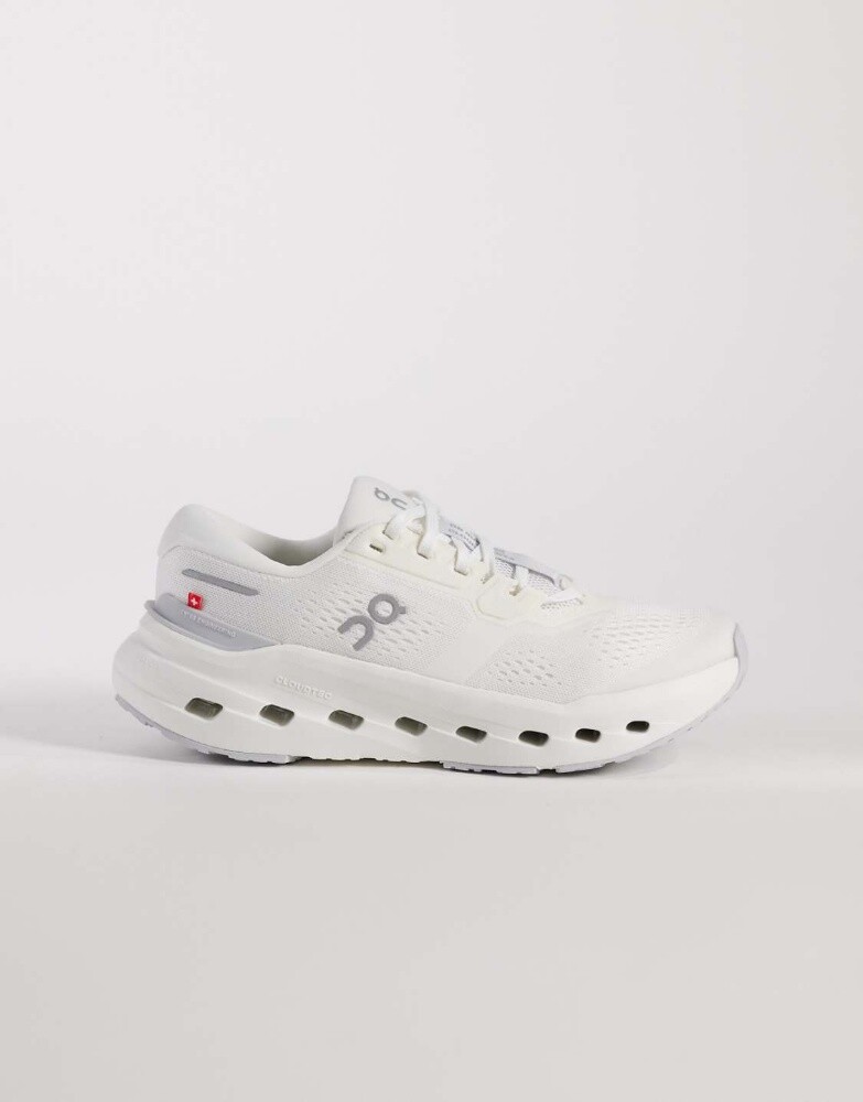 sports shoes - 1