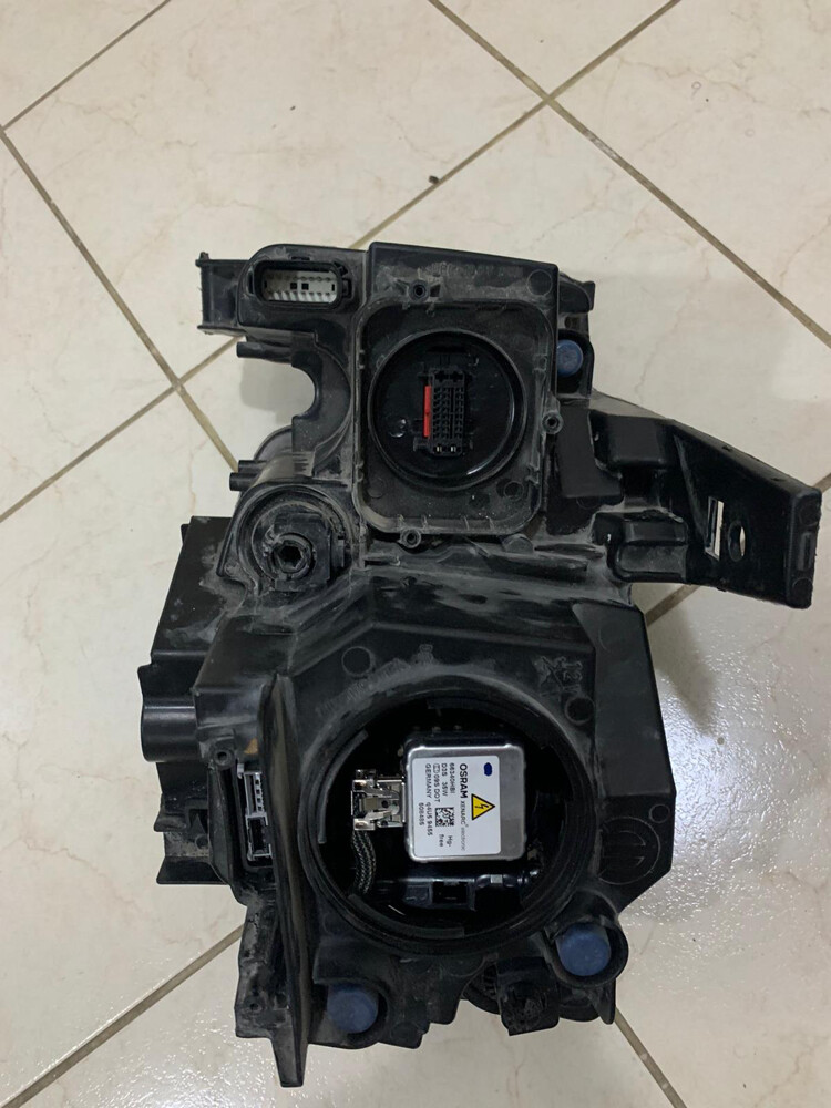 2015 Jeep SRT Right Headlight  - 4