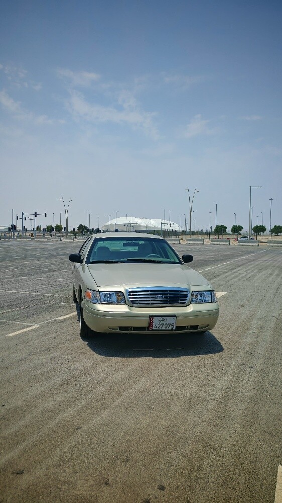crown victoria - 2