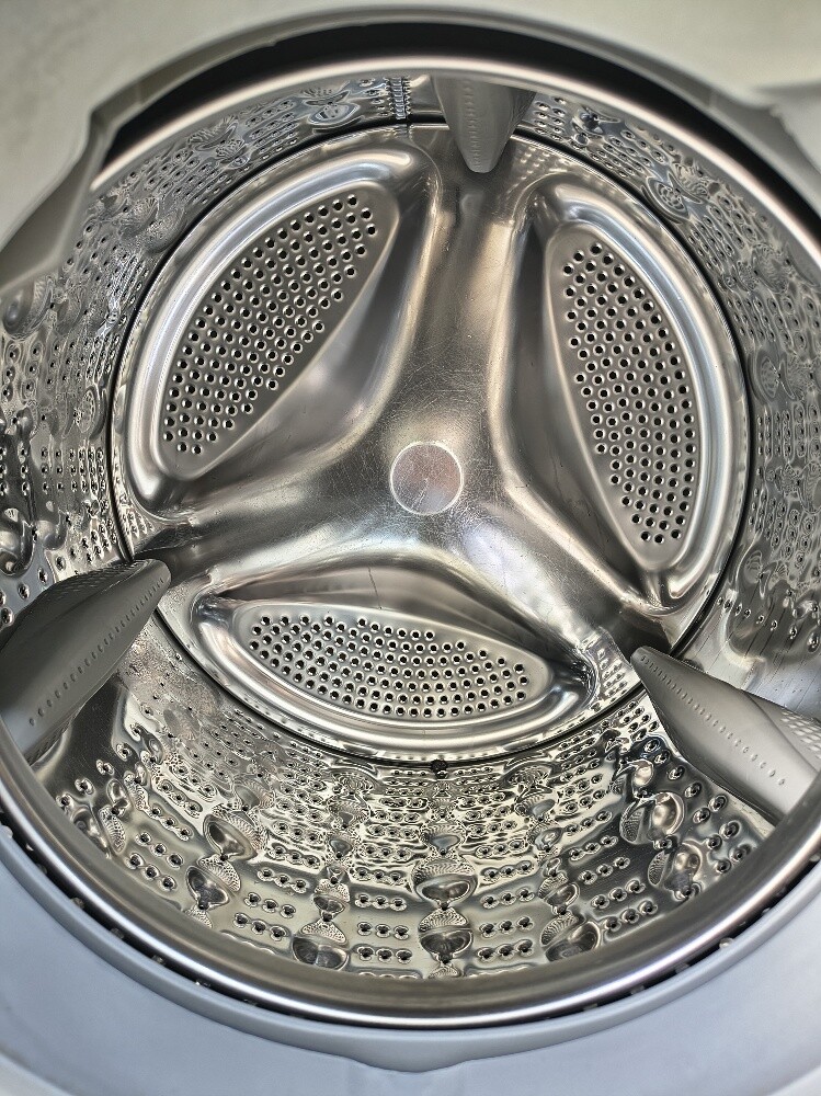 Lg 8/5Kg washing machine for Sell.. - 4