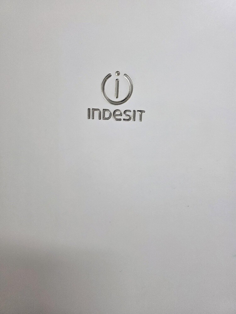 Large 240-liter Indesit Turkish fre - 3