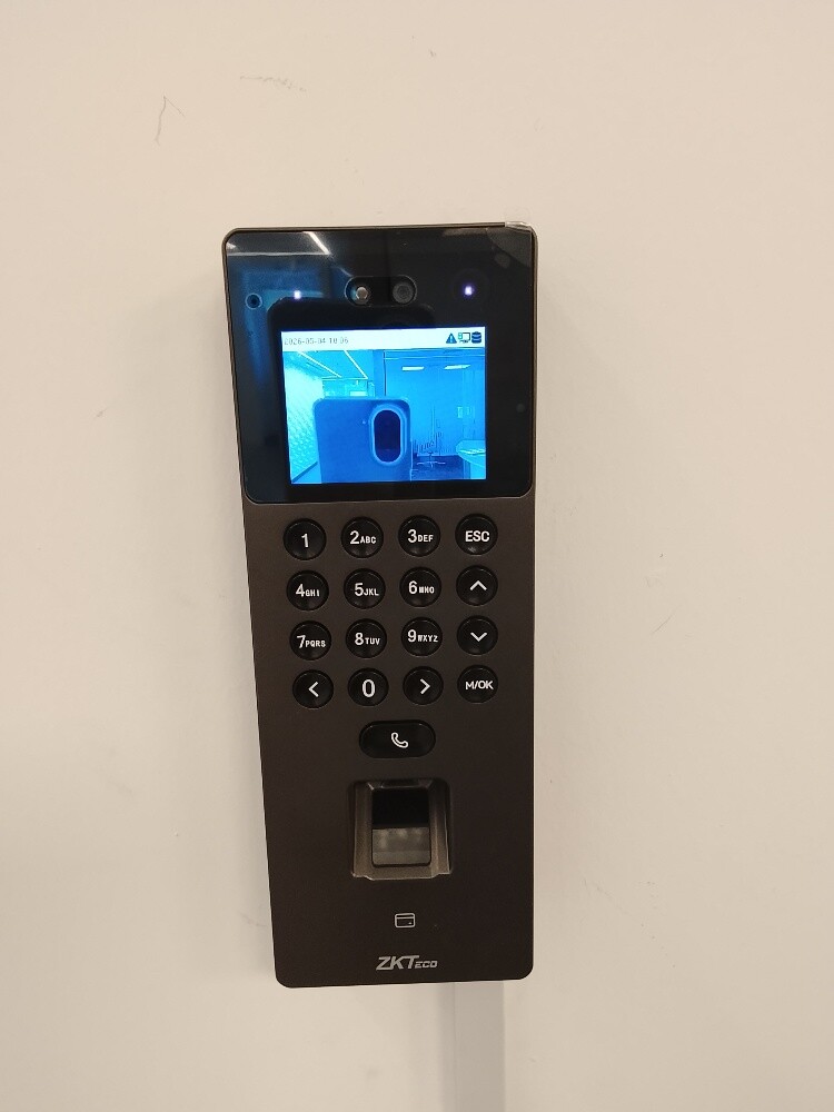 Time Attendance Hikvision installat - 8