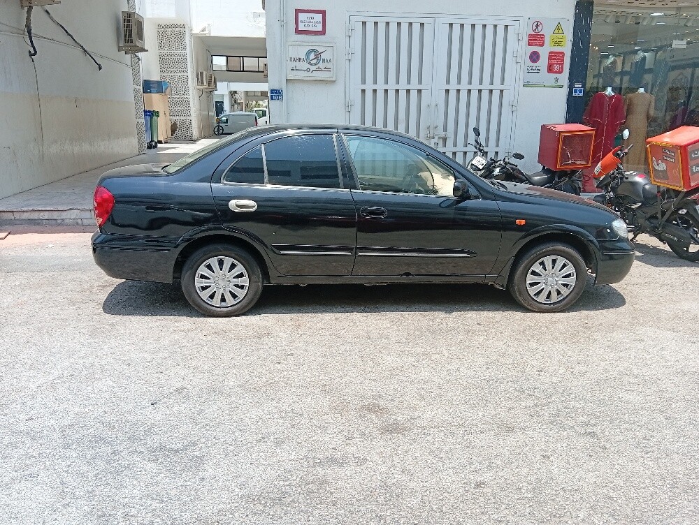 706575052005 Nissan Sunny (Japanese - 3