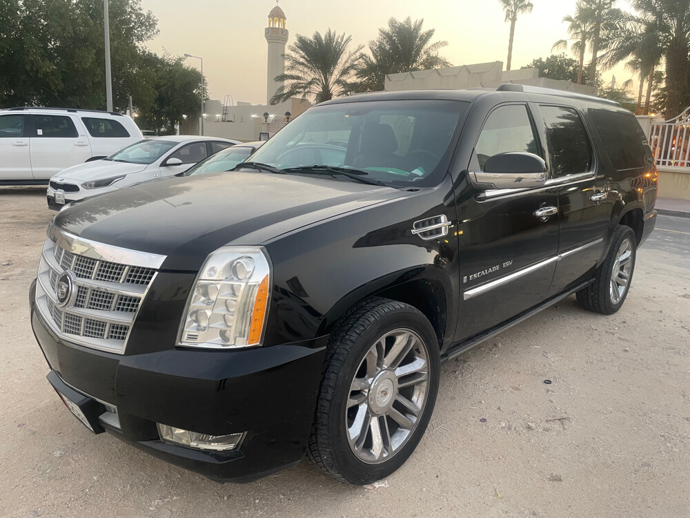 Cadillac Scarlet - 3