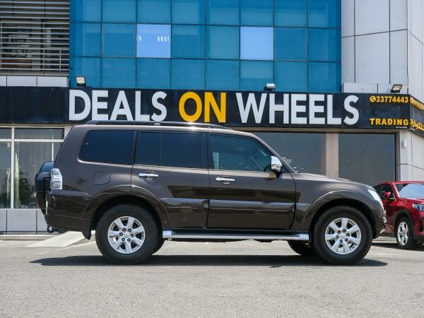 Mitsubishi Pajero GLS 2020 - 3