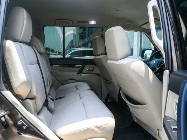Mitsubishi Pajero GLS 2020 - 8