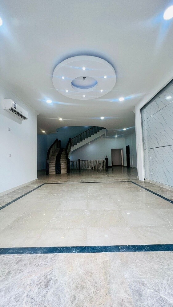فرصه حقيقه مع تشطيب راقي للبيع - 25