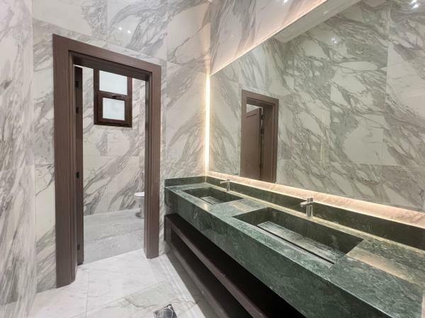 عالأسكان فقط! فيلا جديدة -أم قرن - 6