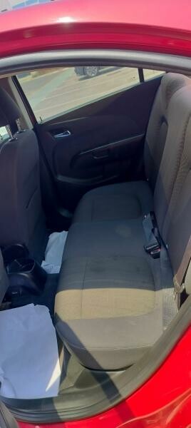 ChevroletAveo2017@QR12.5k-33280111 - 6