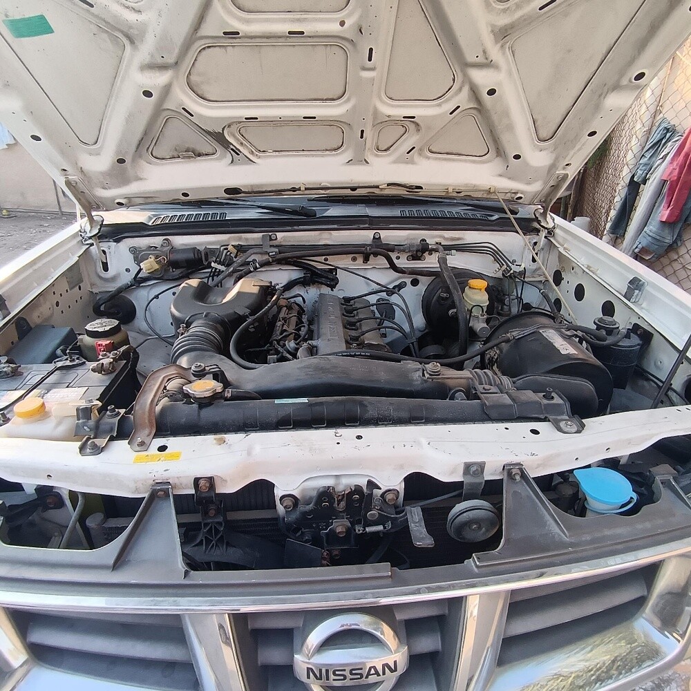 NISSAN PICKUP 2008 - 7