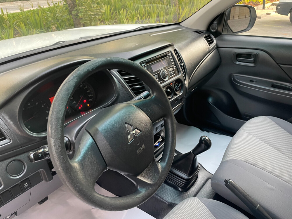 Mistubishi L200 2021 - 8