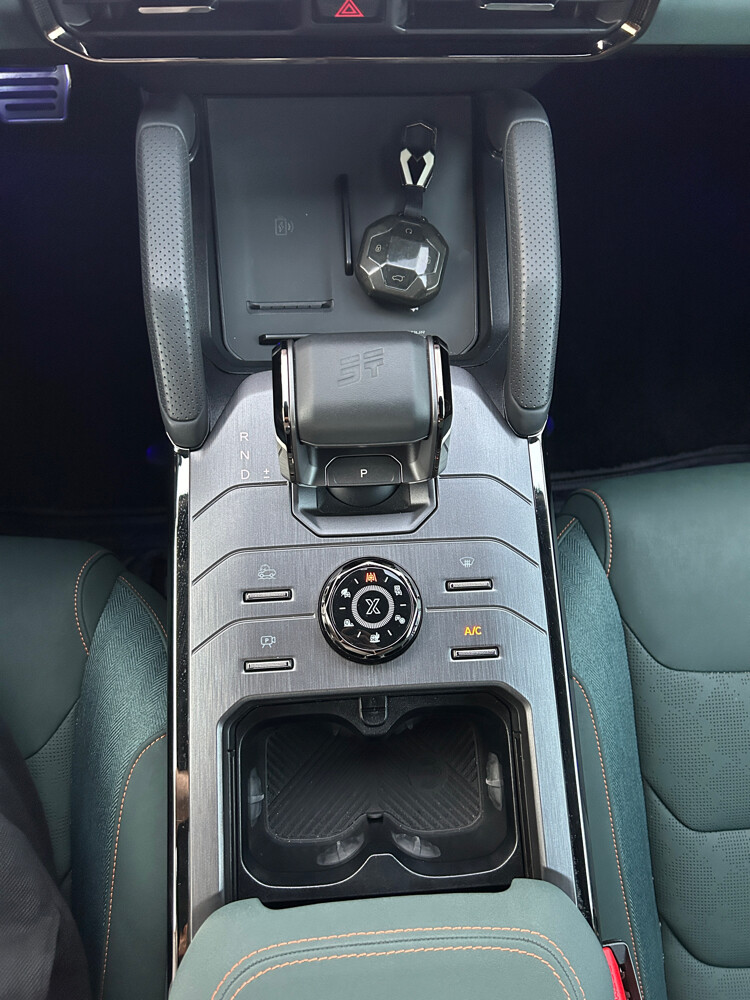 Jetour T2 Luxury 2025 - 16