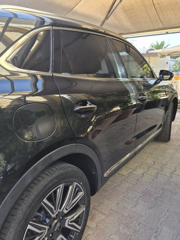 HongQi HS5 - 2